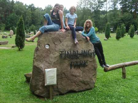  Natur- u.Spiel-Erlebnisse im Findlingspark
 am Heidehof
